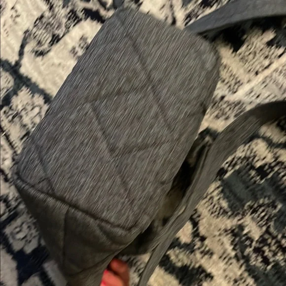 Lug Gray Quilted Bag - Picture 9 of 9